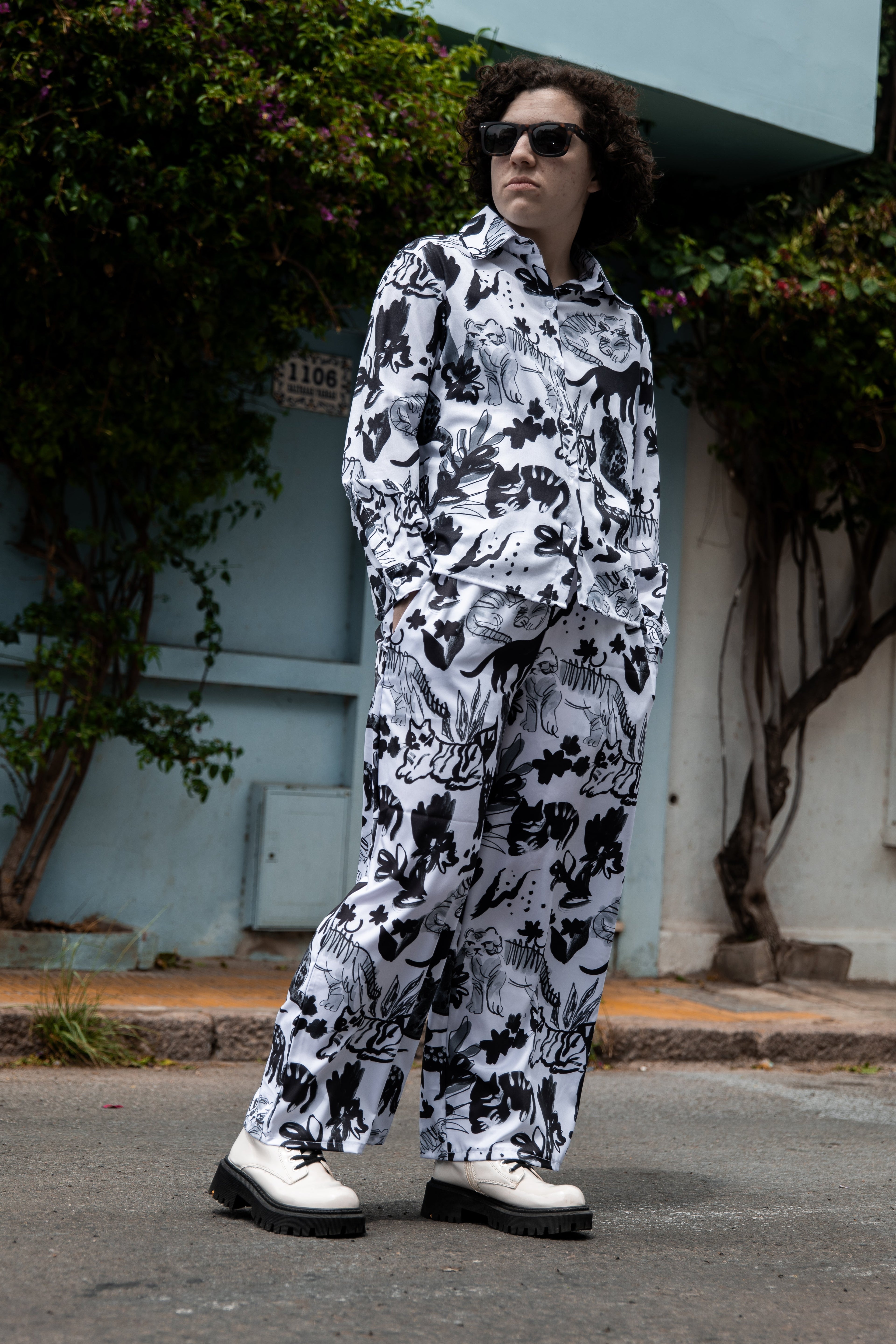 Pantalón palazzo Gatos y Flores - TRAZOS