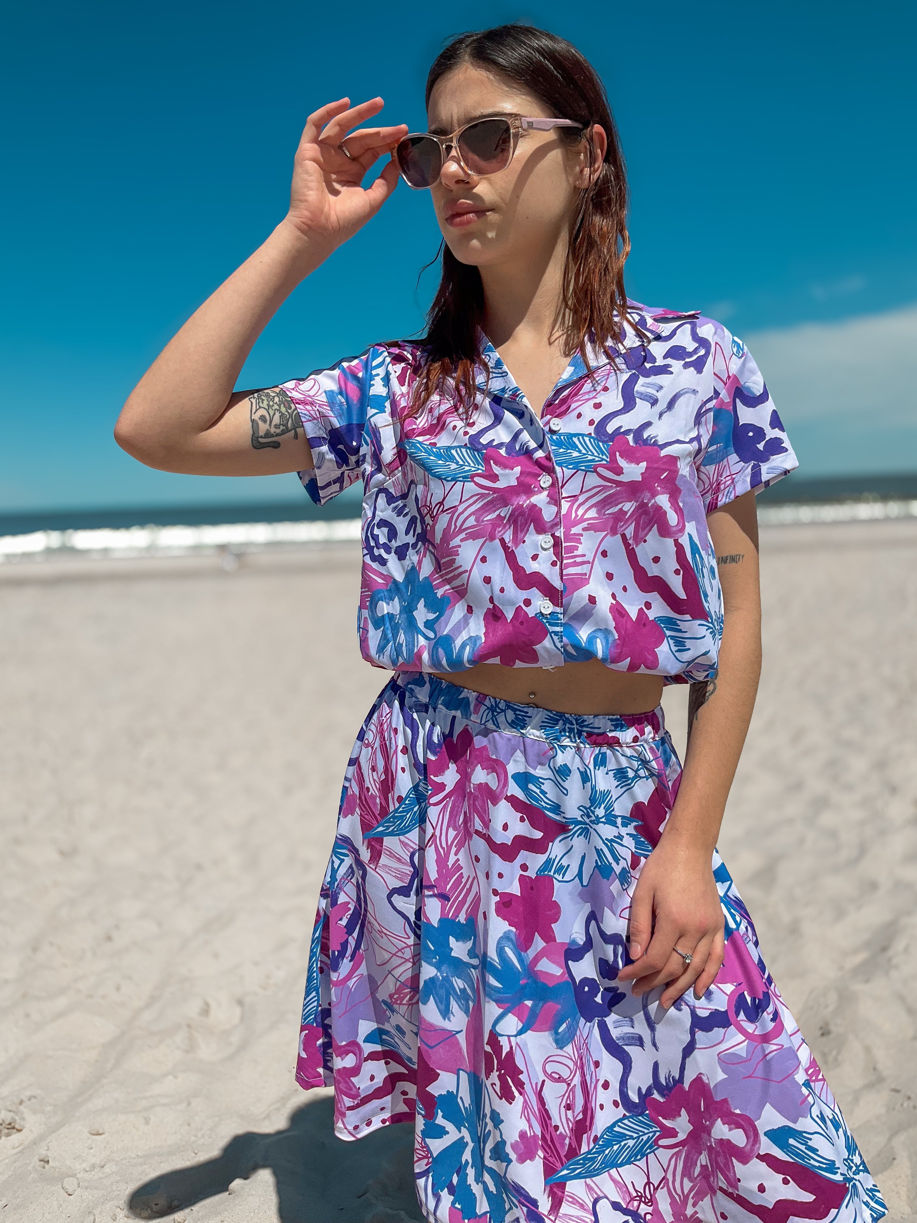 Camisa crop Jardín de Tigres - TRAZOS